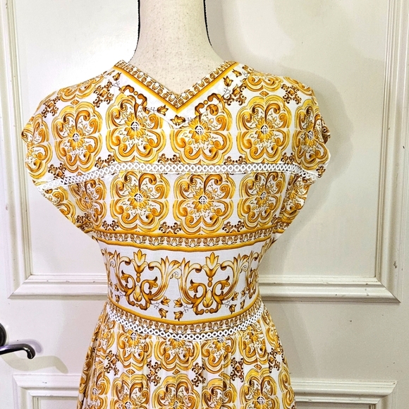 Loveriche Yellow Multi-Color Baroque V-Neckline Front Slit Maxi Dress,Small - Picture 6 of 15